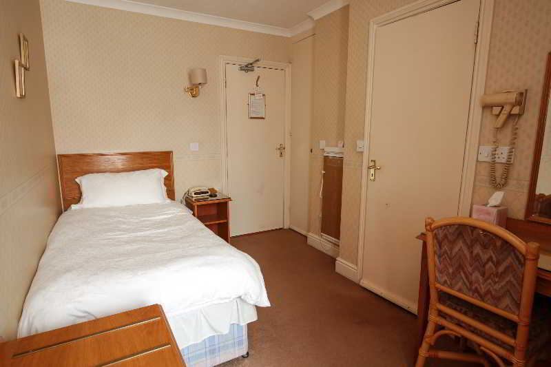 Fernbank Hotel Basingstoke Ngoại thất bức ảnh