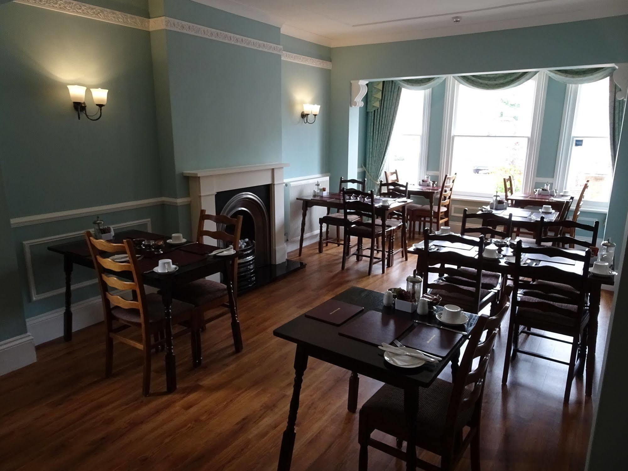 Fernbank Hotel Basingstoke Ngoại thất bức ảnh
